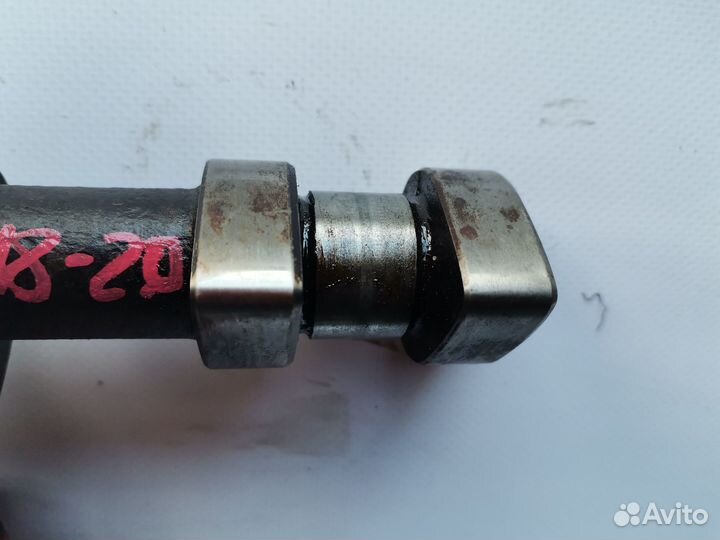 Распредвал впуск/выпуск Opel Vectra Omega B X18XE