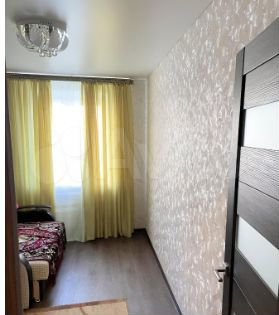 2-к. квартира, 50 м², 4/10 эт.