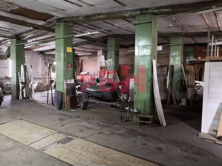 Производственная база с грузовым лифтом 1923 кв.м