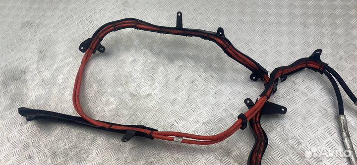Плюсовой провод аккумулятора BMW 3 G20/G21 2021