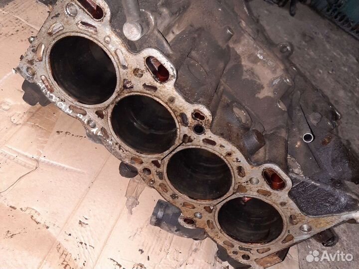 Блок двигателя nissan primera p11 sr20de