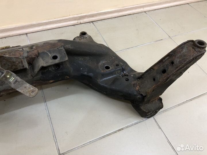 Подрамник передний Nissan Almera N16