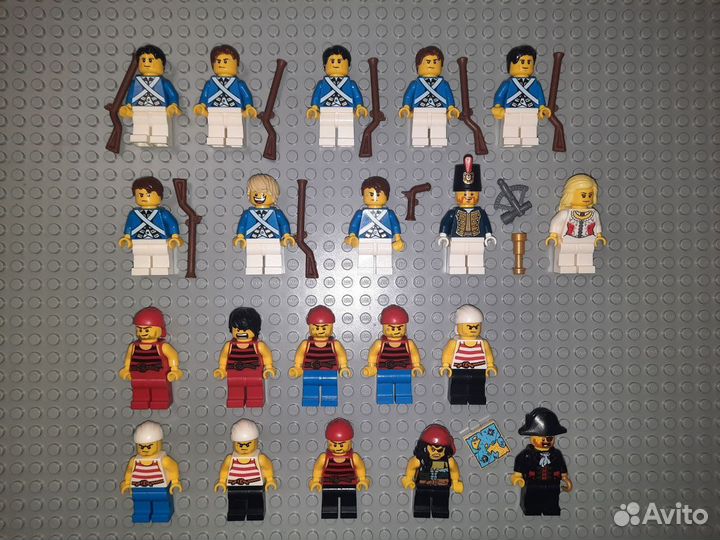 Фигурки Лего из набора 40158 Пираты/шахматы