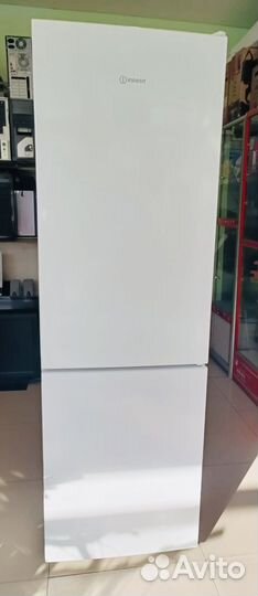 Холодильник indesit как новый