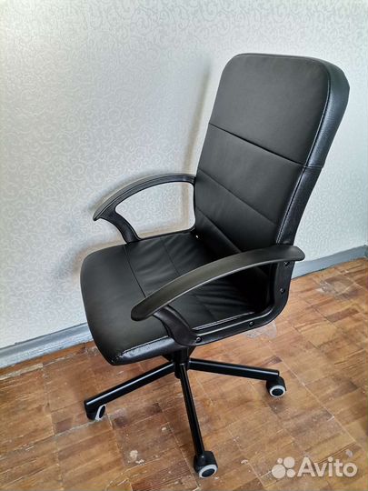 Компьютерное кресло IKEA / кожзам. оригинал