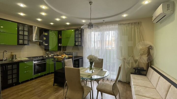 2-к. квартира, 87 м², 10/10 эт.