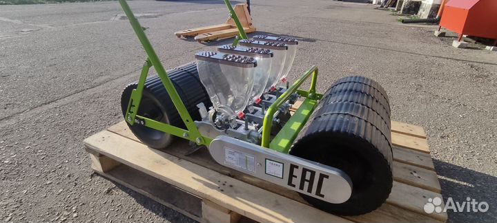 Сеялка для овощей 4-х рядная для мелких семян