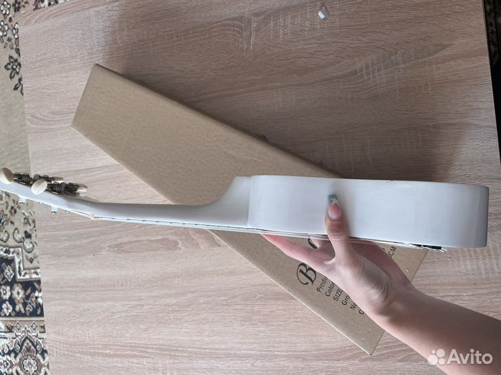 Гитара укулеле