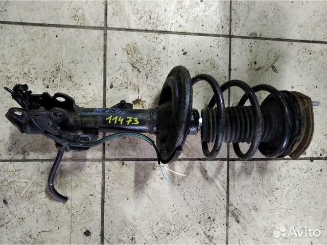 Передний стойки Toyota Camry 40 ACV40 2008г