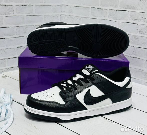 Кроссовки великаны nike sb dunk low pro