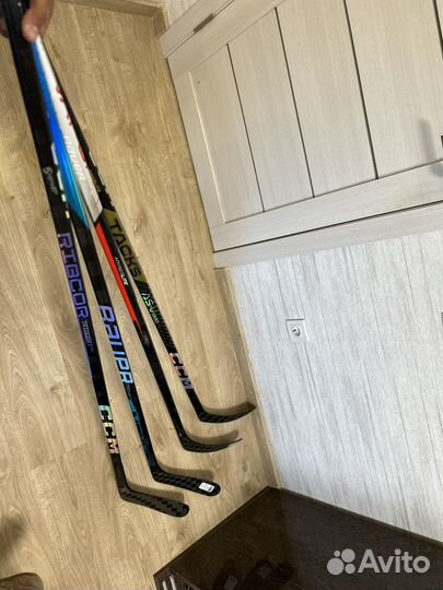 Клюшка хоккейная