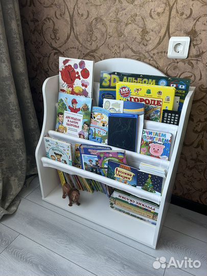 Стелаж для игрушек и книг