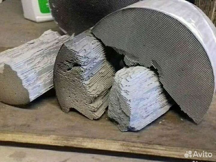 Катализатор б/у