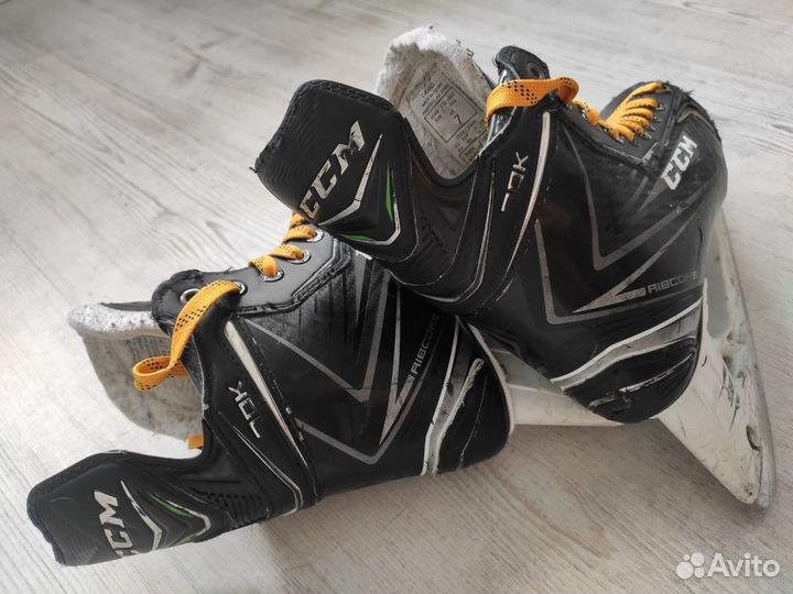 Хоккейные коньки CCM Ribcor 70K SR 7 EE