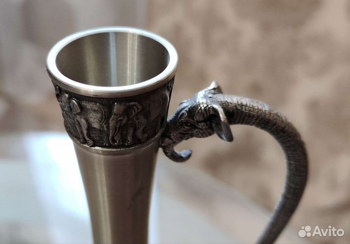 Коллекционный кувшин