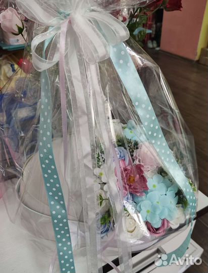 Букет на выписку из мыльных цветов