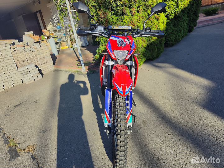 Гюрза Эндуро.300сс.30сил.Водяного охл.Доставка РФ