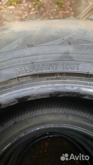 Toyo 310 235/65 R17