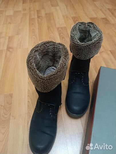 Зимние сапожки Carnaby