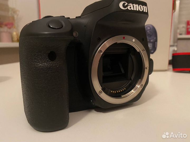 Canon EOS 90D + объектив Canon EF 24 мм f/2.8 USM