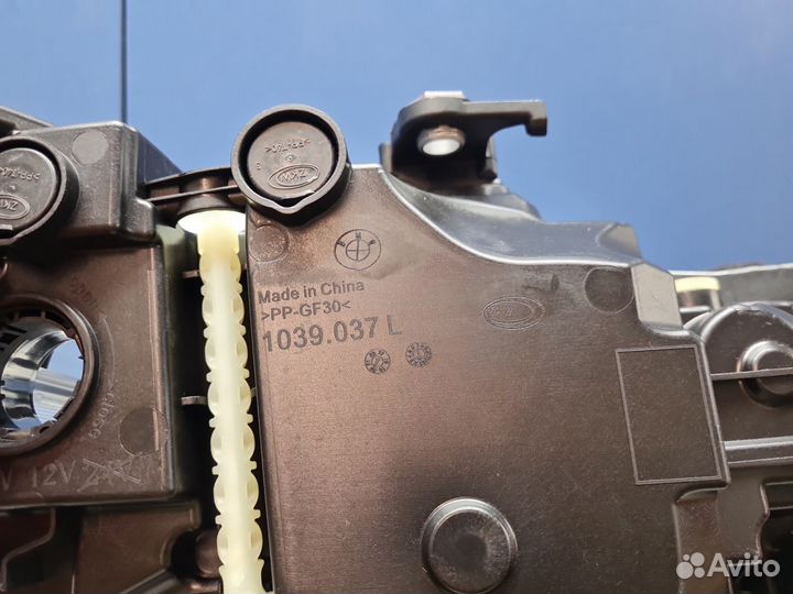 Фара левая BMW 5 G30 F90 2016