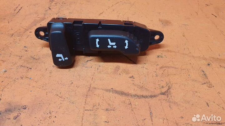 Блок регулировки сидения передний левый Infiniti