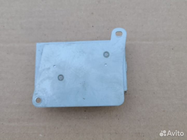 Антенна Audi A4 B6 2000-2009г