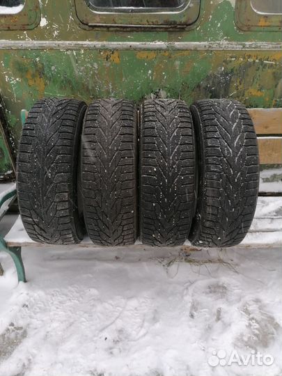 Nokian Tyres Hakkapeliitta R2 SUV 225/65 R17