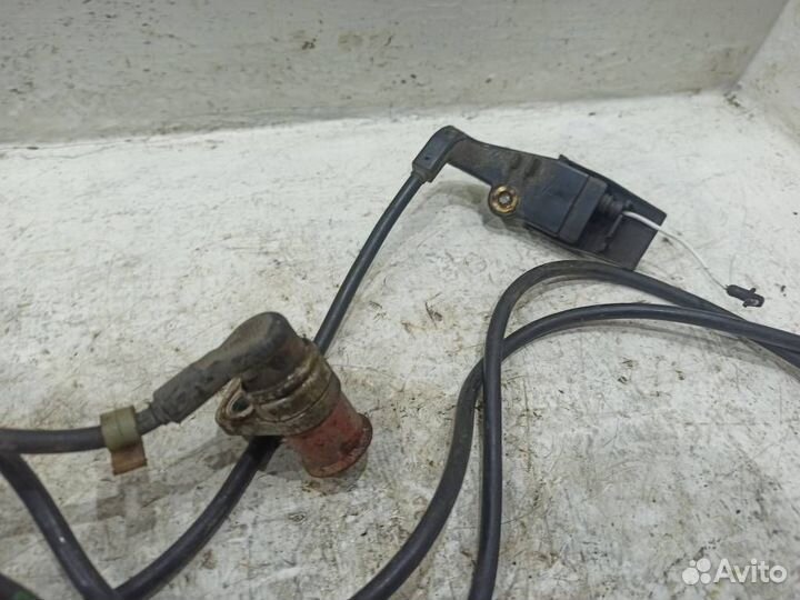 Датчик ABS передний A2025401617