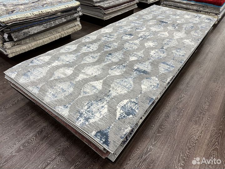 Ковер 1.6х4.0м новый