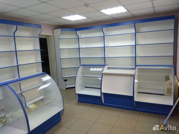 Торговые витрины прилавки стеллажи для магазина