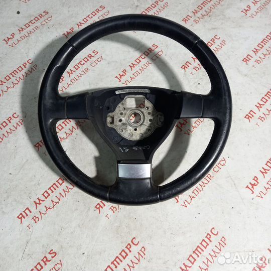 Руль Volkswagen Golf 5 универсал caxa 1.4
