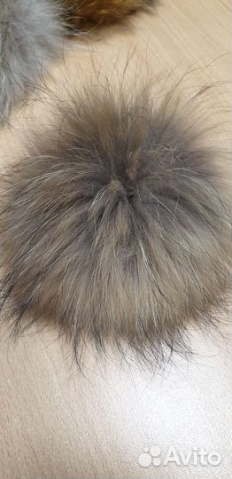Помпон для шапки