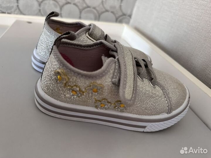Кеды на девочку 23