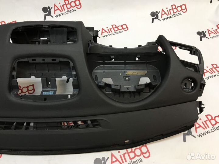 Торпедо панель приборов Renault Fluence арт.:01