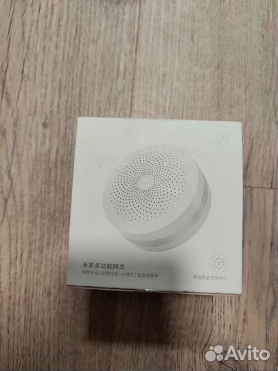 Хаб умного дома Xiaomi Gateway dgnwg02LM новый