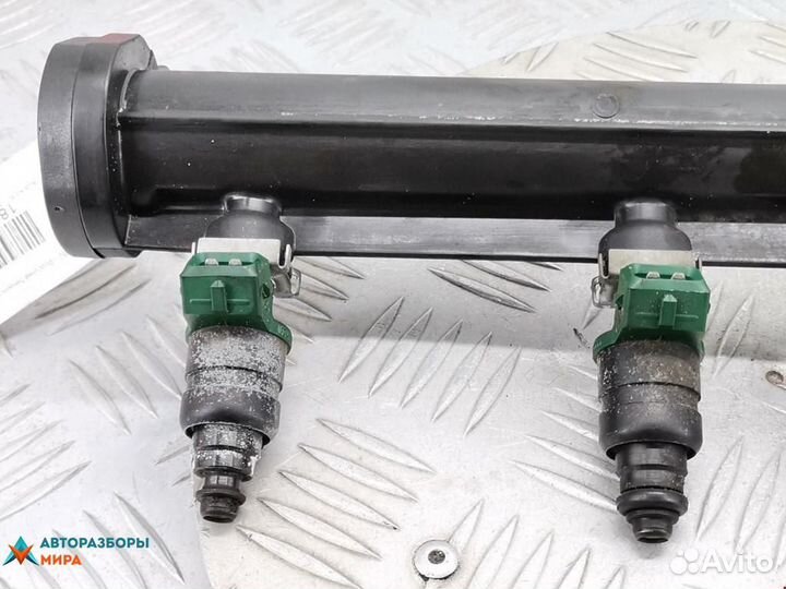 Форсунка Audi A3 8L 1998 037906031AA