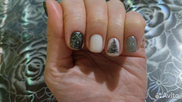 Маникюр, педикюр, ламинирование бровей