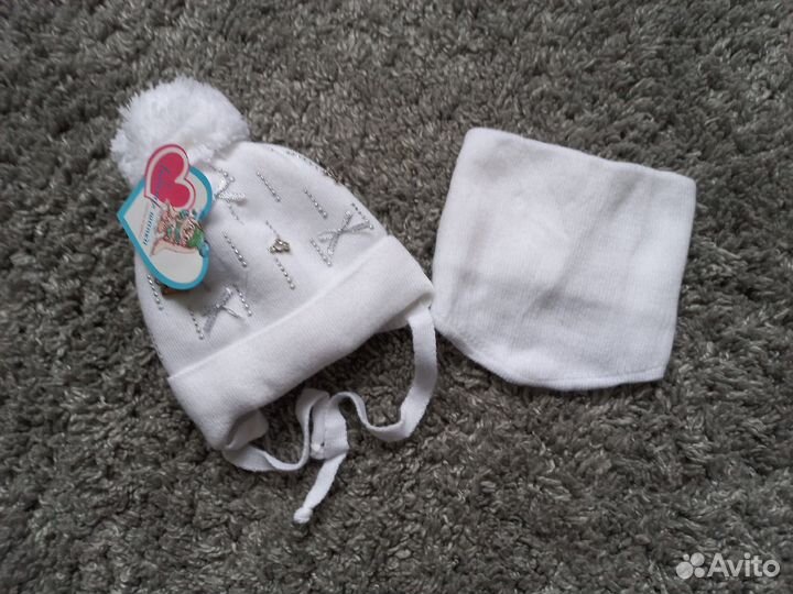 Комплект на 0-3 мес шапка и снуд зимняя