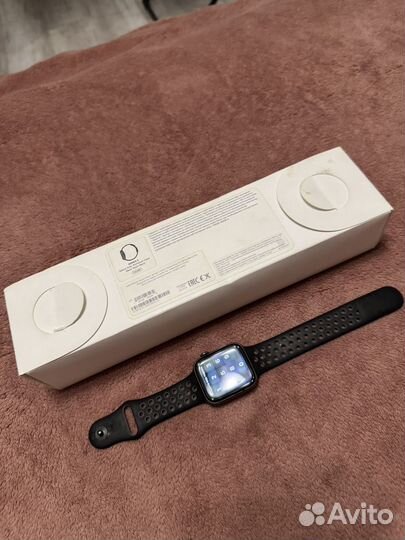 Часы apple watch series 5 44 mm nike