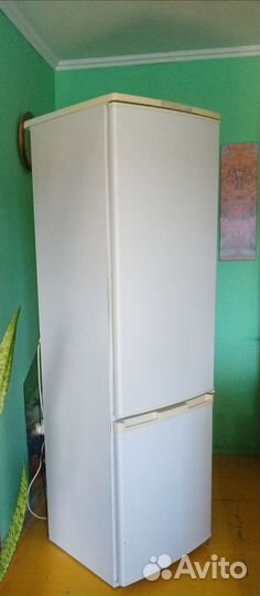 Продам Холодильник бирюса-228С б/у