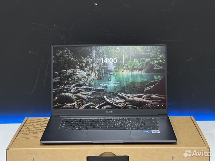 Новый Huawei 15.6 IPS Core i3 12th Металл