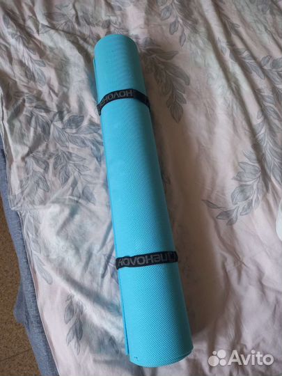 Коврик для йоги и фитнеса