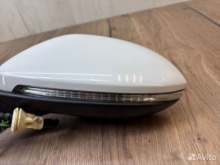 Зеркало левое Volkswagen Golf MK7 CJZ 1.2 2014