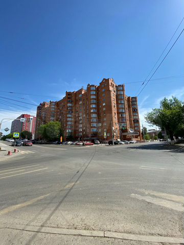 5-к. квартира, 130 м², 5/13 эт.