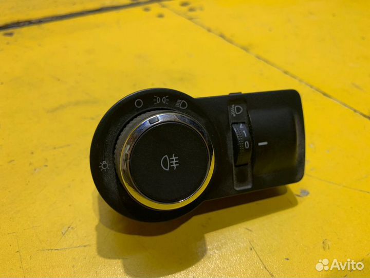 Блок управления светом Chevrolet Aveo T300 2011-20