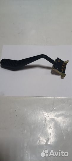 Продаю переключатель подрулевой газ 3110