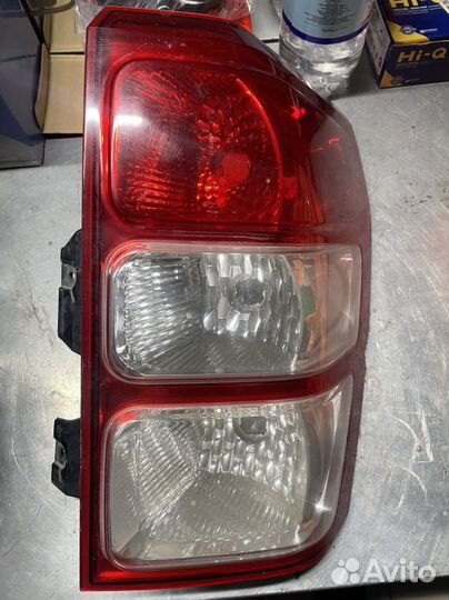 Стоп сигнал правый suzuki grand vitara / escudo