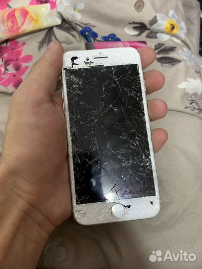 iPhone 7, 32 ГБ