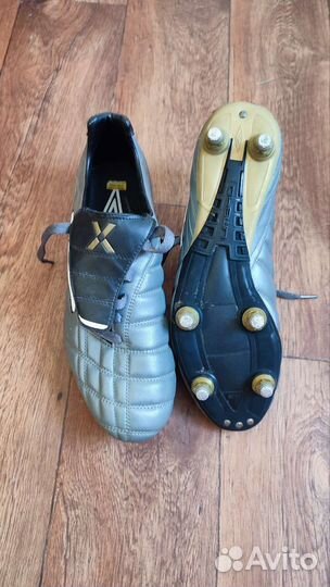 Футбольные бутсы 43 EU размер